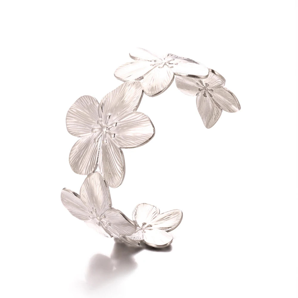 Nova Flower Bangle
