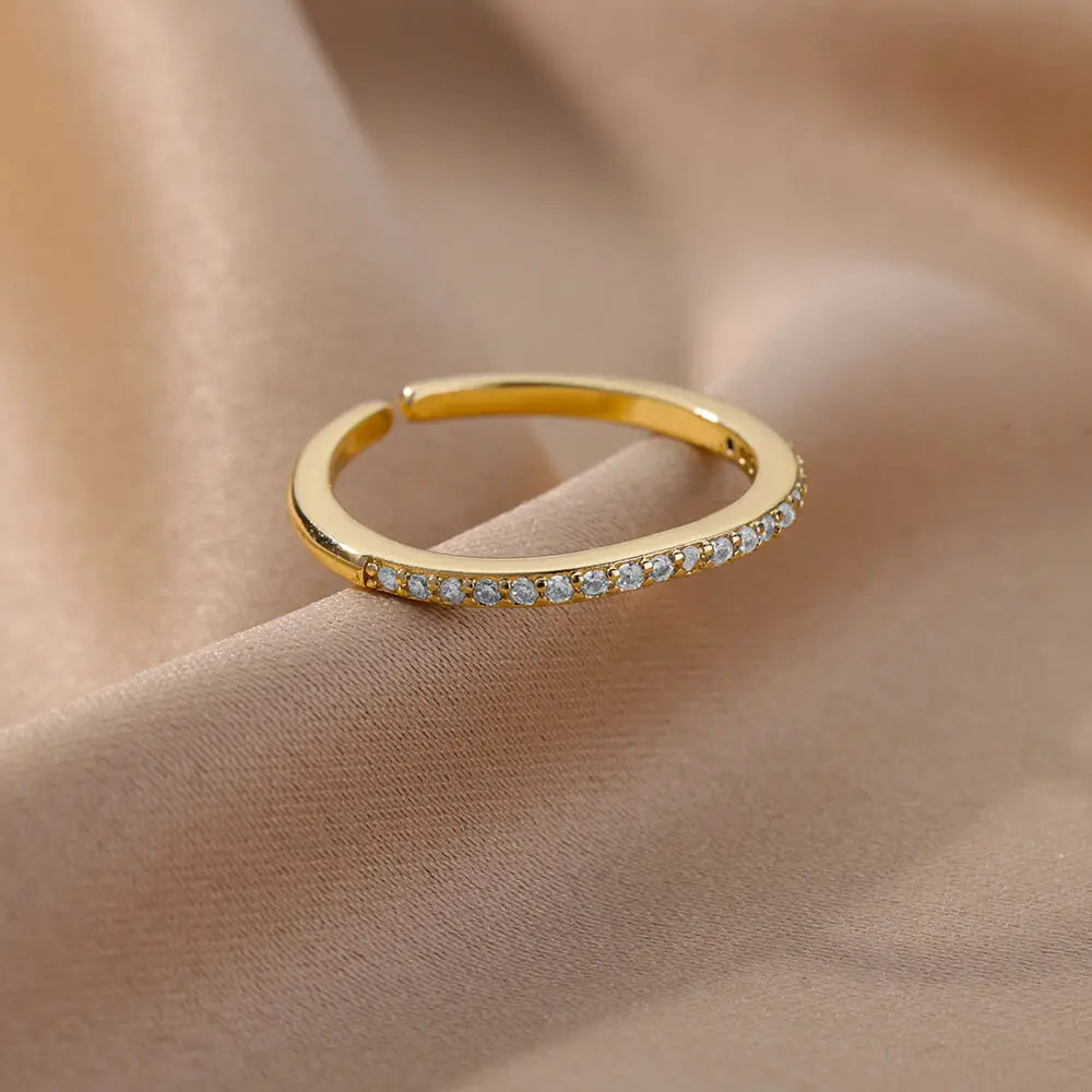 Aurelia Zircon Ring