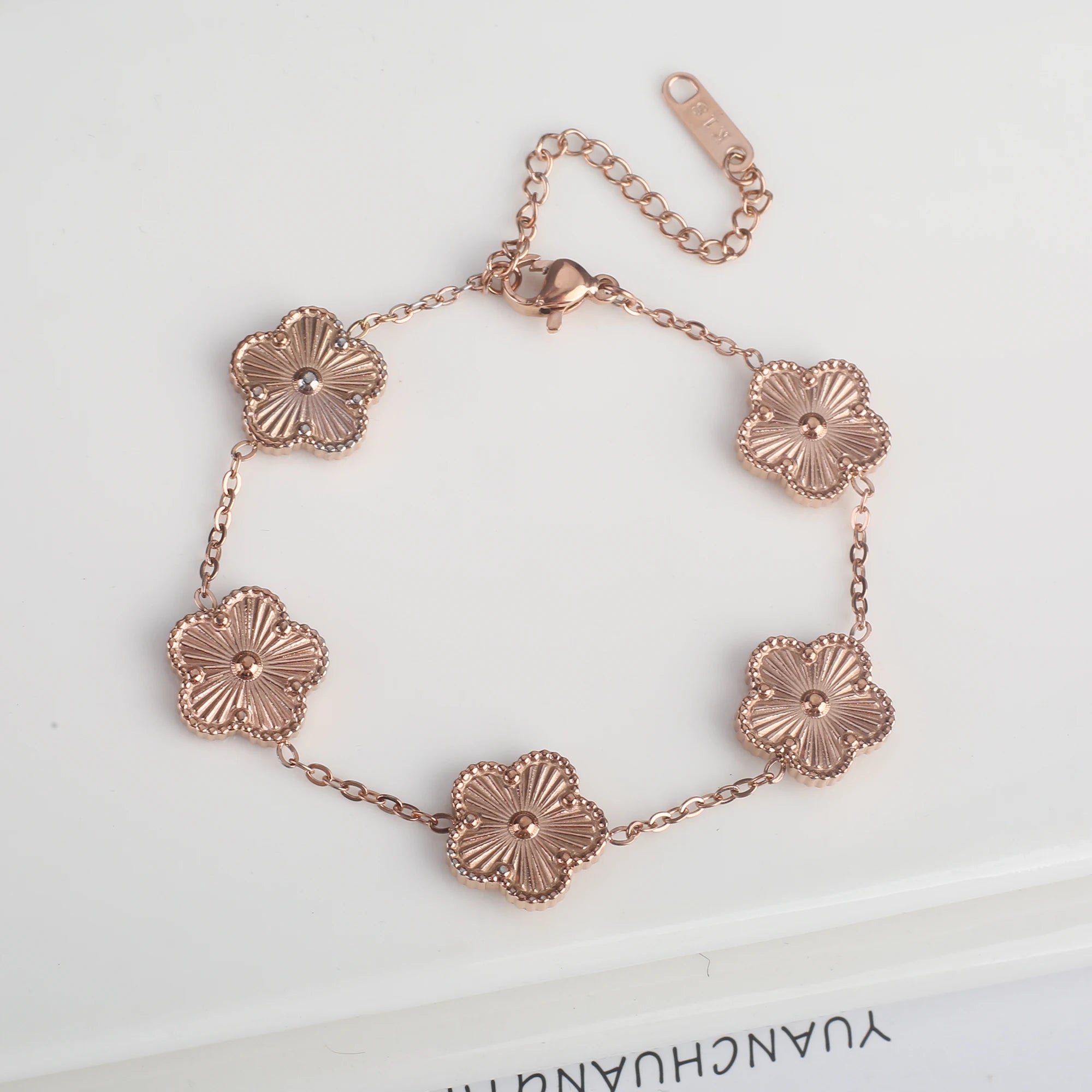 Eterna Clover Bracelet