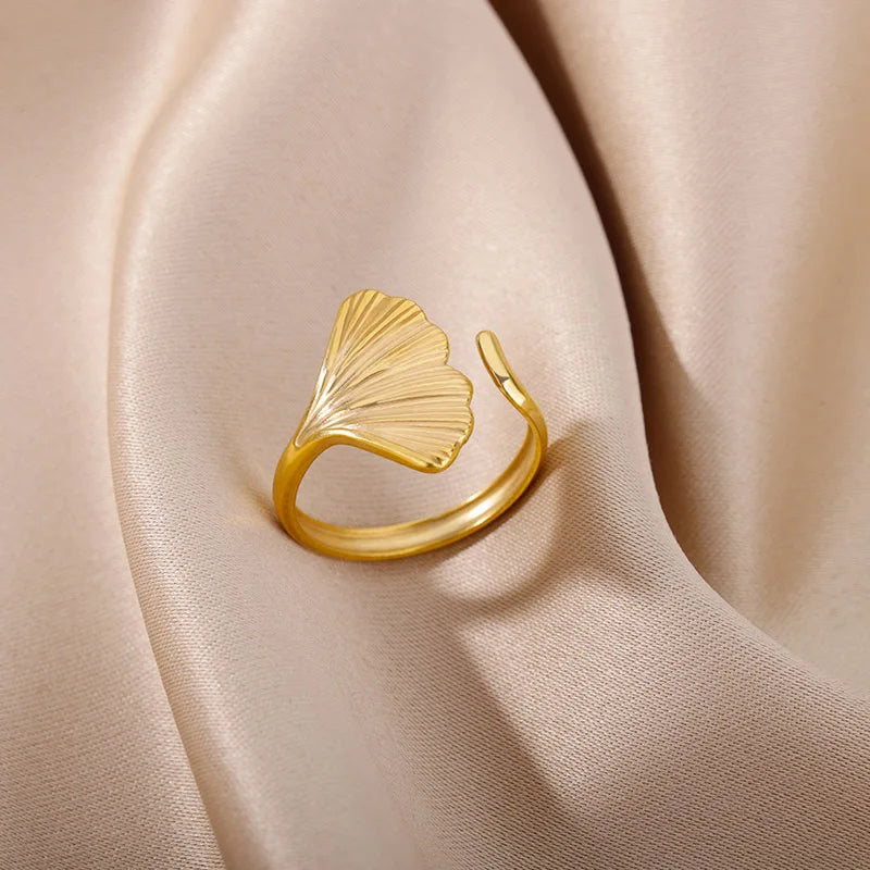 Ginkgo Glow Ring